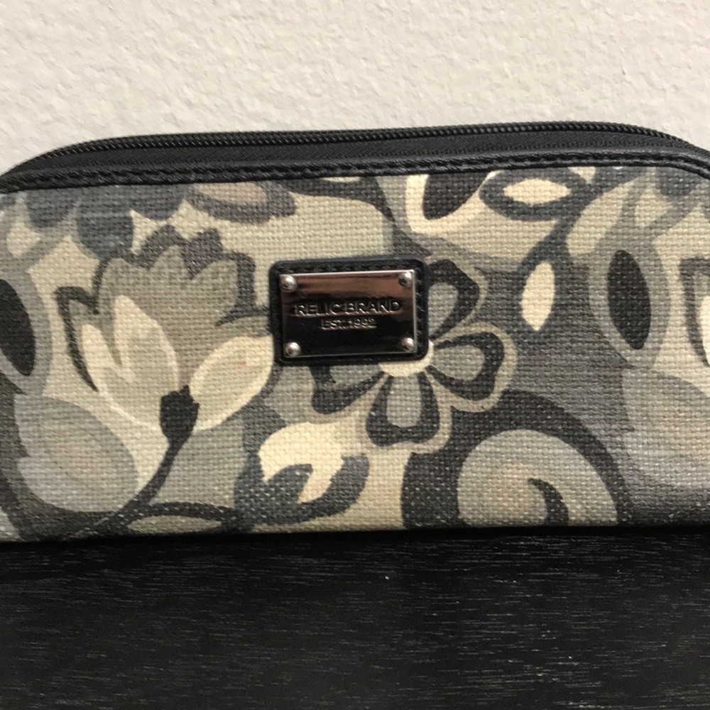 Relic wallet - Picture 2 of 7